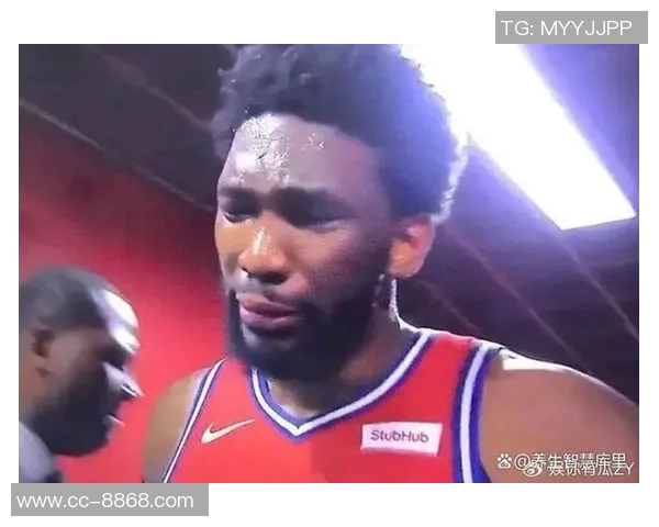 恩比德半场表现出色10投7中砍下19分助力球队进攻火力全开